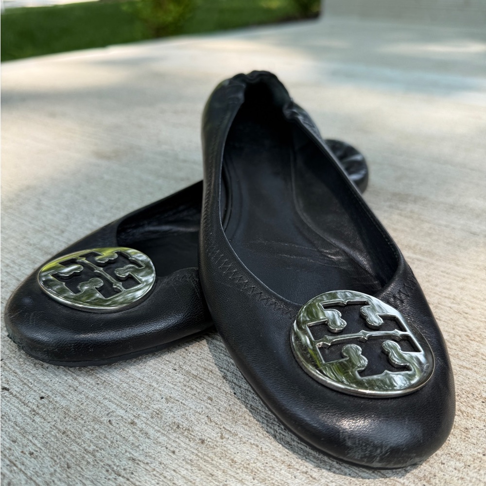 Tory Burch Black Flats with Logo Medallion